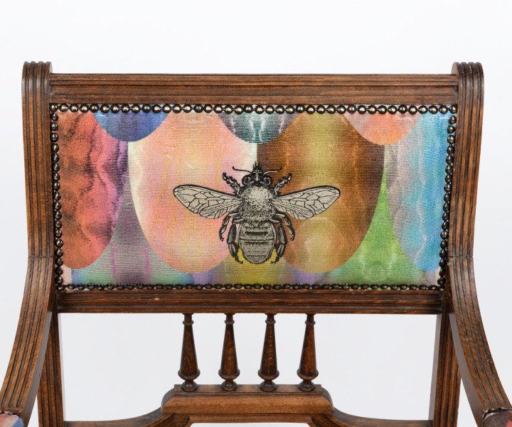 Pangolin Honey Bee Wooden Chair / image 4