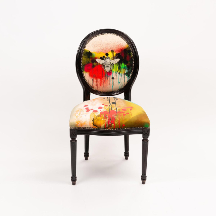 Honey Bee Graffiti Drip Round Chair / image 1