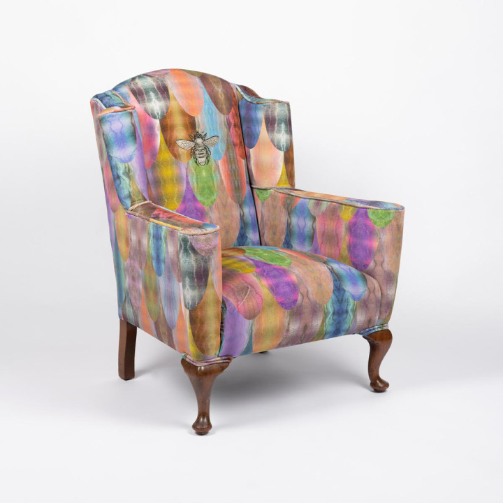 Pangolin Honey Bee Rounded Wingback / image 5