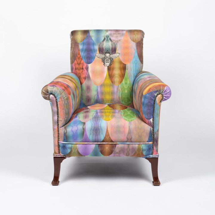 Pangolin Honey Bee Wingback