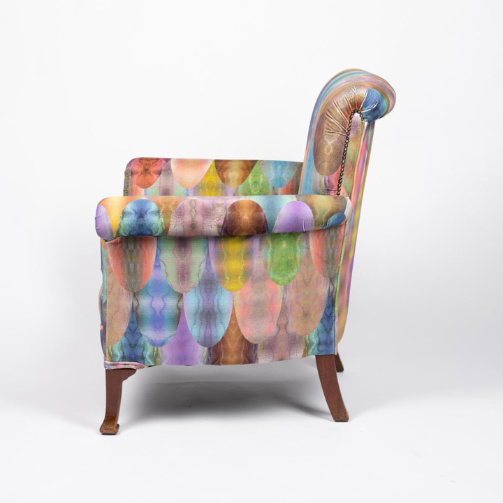 Pangolin Honey Bee Wingback / image 5