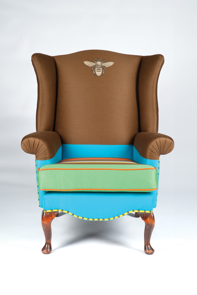 Custom Honey Bee Stripe Wingback / image 3