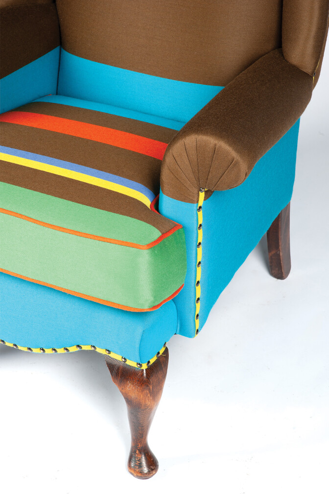 Custom Honey Bee Stripe Wingback / image 5
