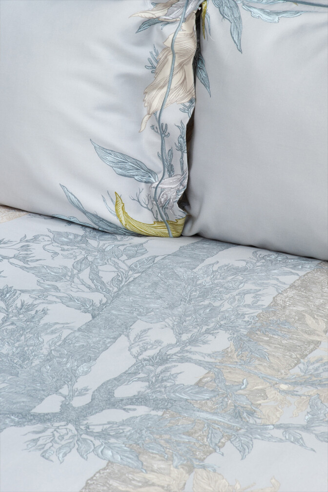 Norwegian Wood Lichen Reversible Duvet Set / image 5