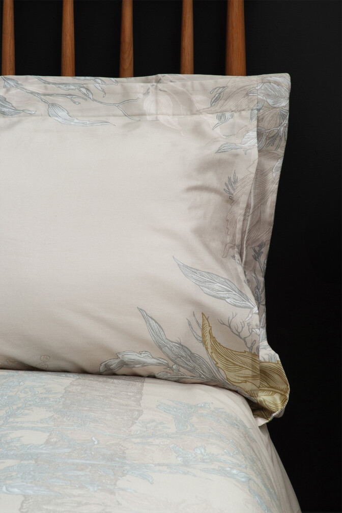 Norwegian Wood Lichen Reversible Duvet Set / image 3