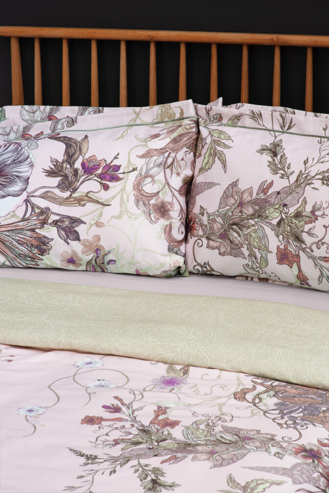 Opera Botanica Opal Duvet Set / image 4