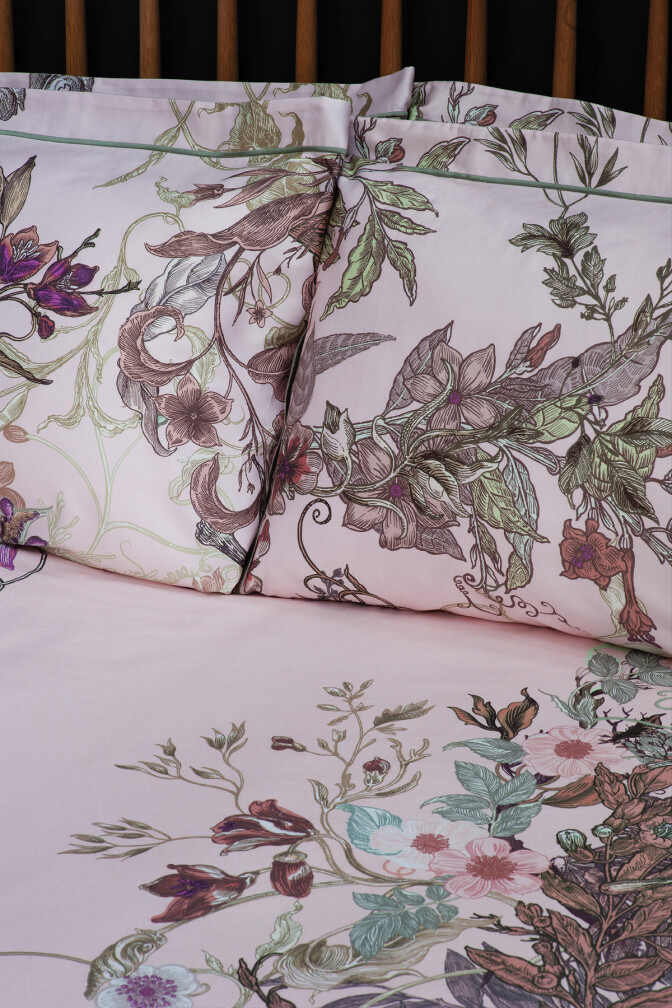 Opera Botanica Opal Duvet Set / image 5