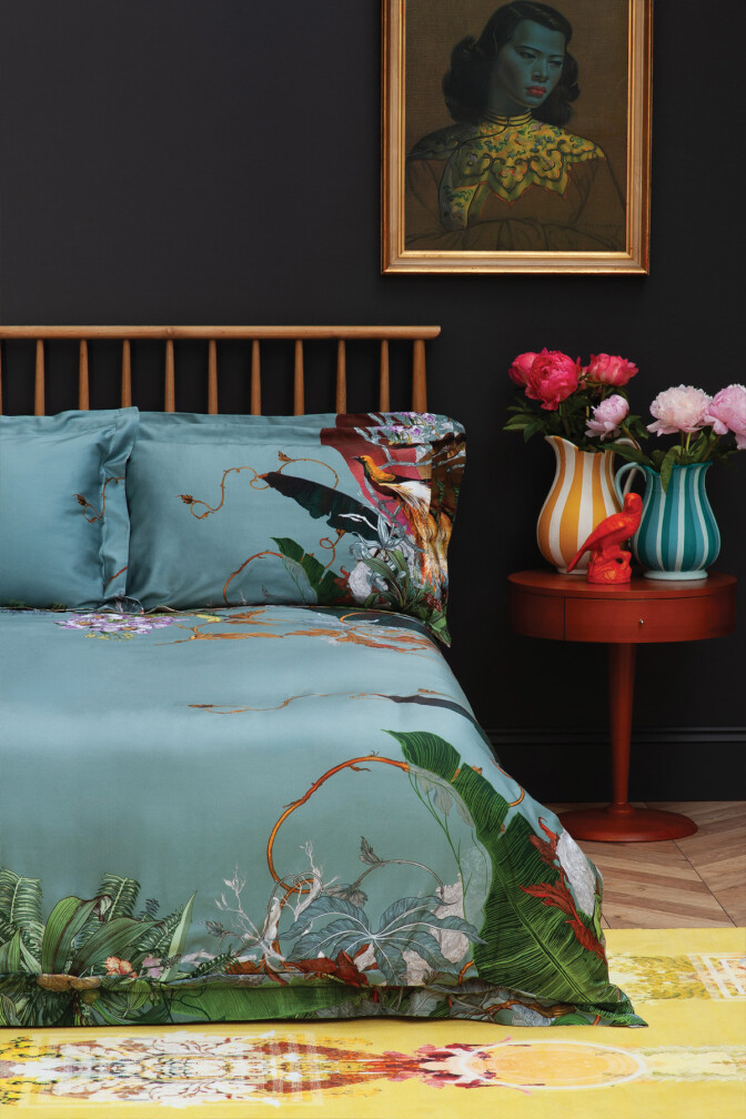 Papua Paradise Canopy Reversible Duvet Set / image 4