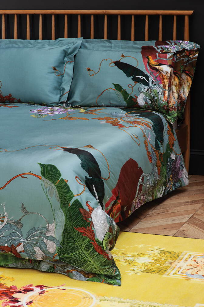 Papua Paradise Canopy Reversible Duvet Set / image 5