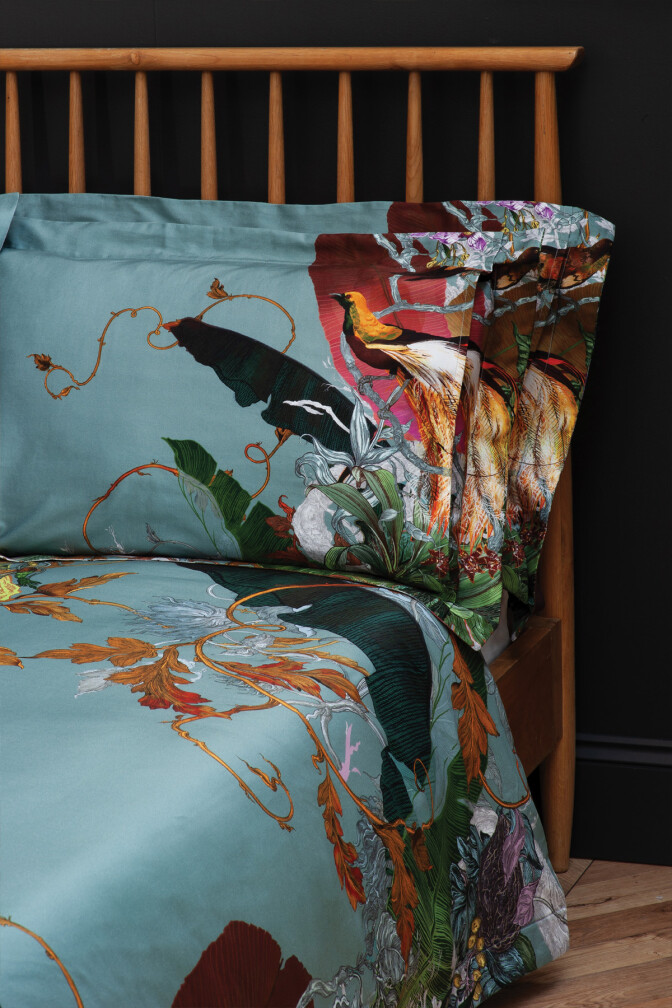 Papua Paradise Canopy Reversible Pillowcase Set / image 5