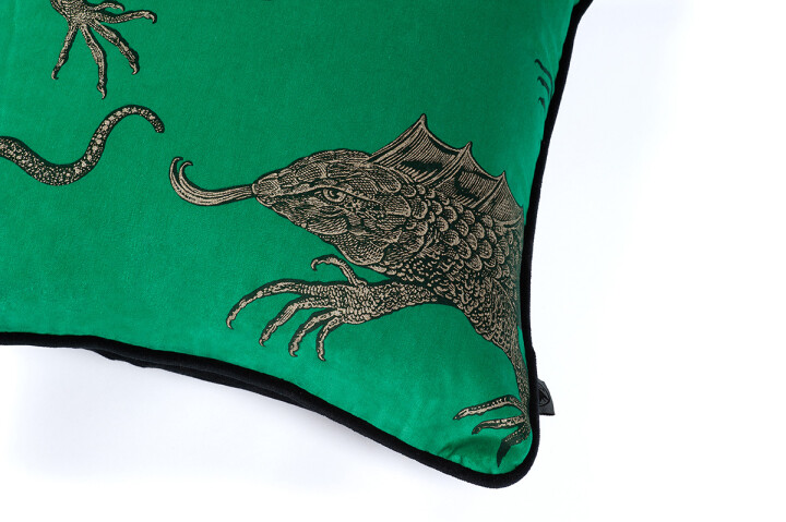 Lizards Velvet Cushion / image 3