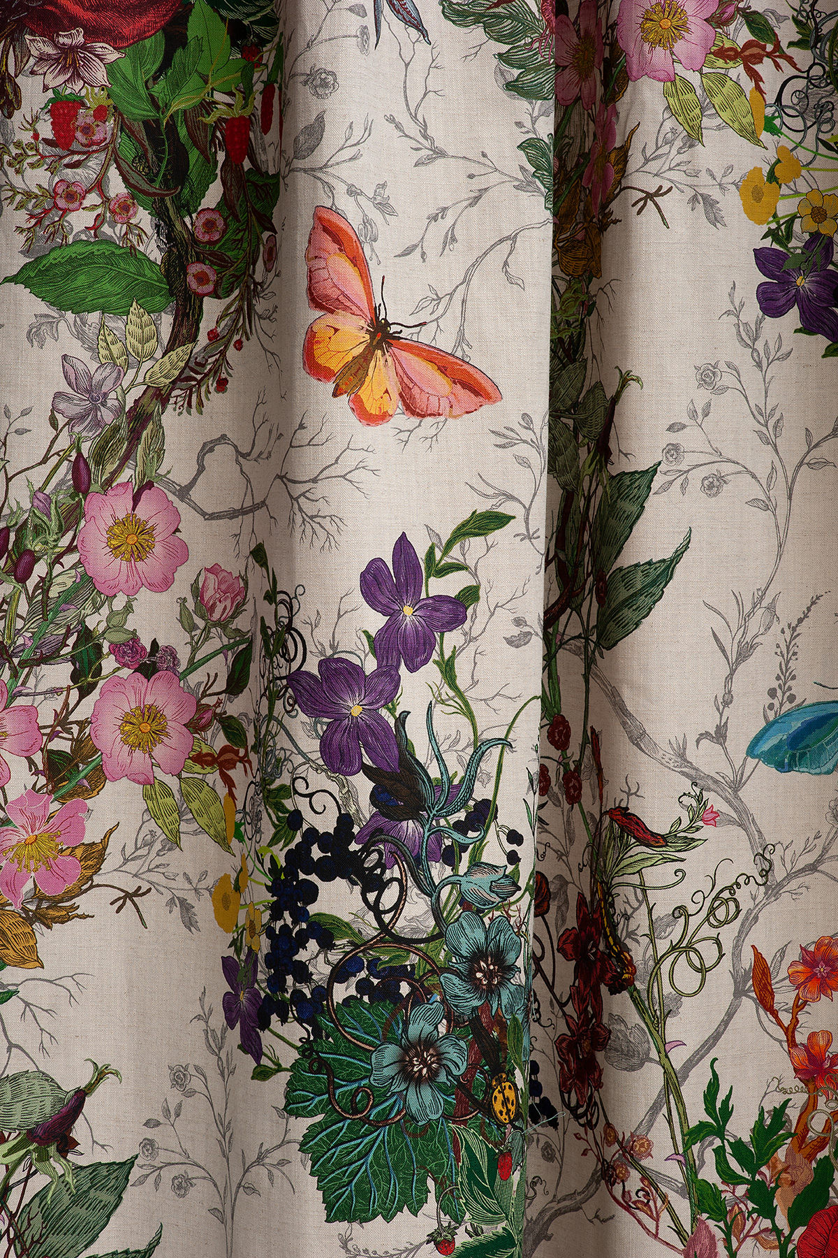 Bloomsbury Garden Cotton Linen Fabric / image 5