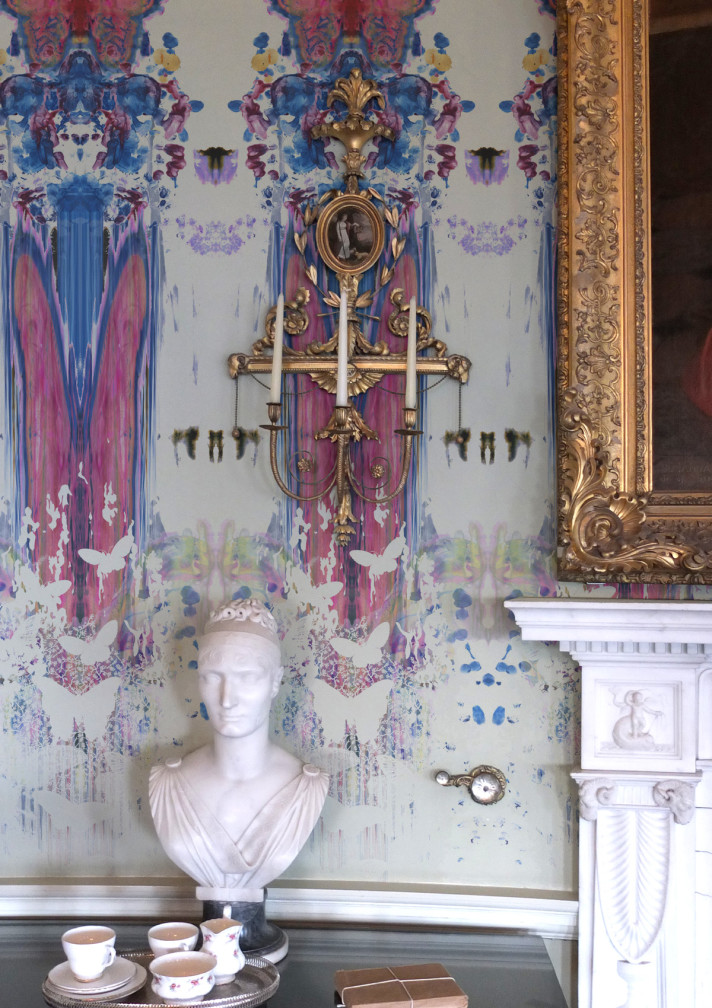 Butterfly Totem Damask Wallpaper Panels / image 3