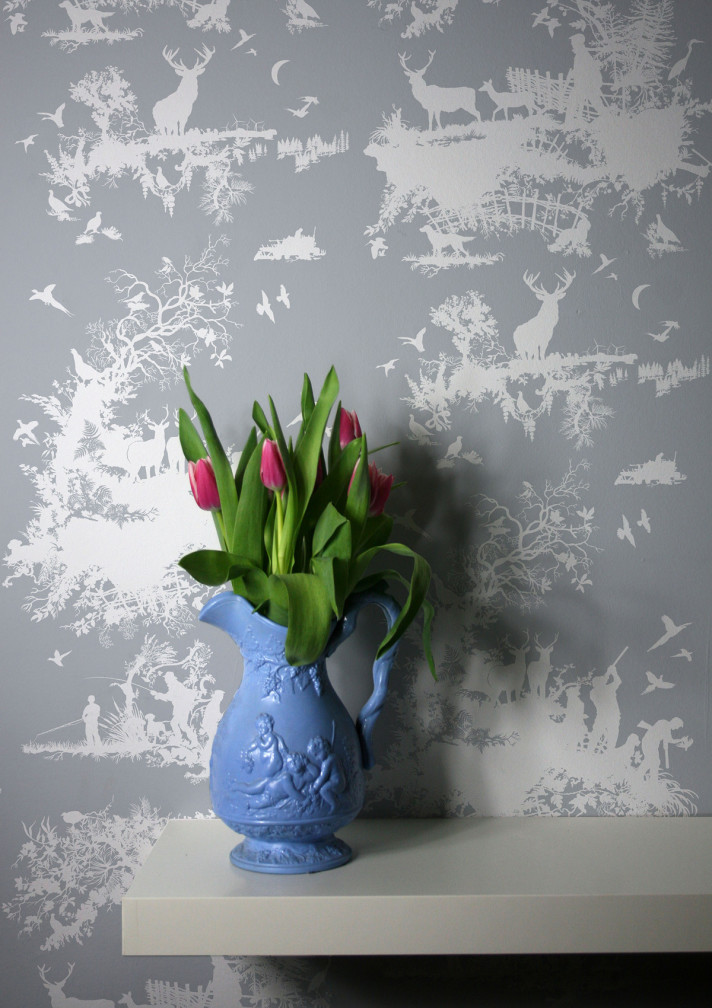 Hunting Toile Wallpaper / image 2