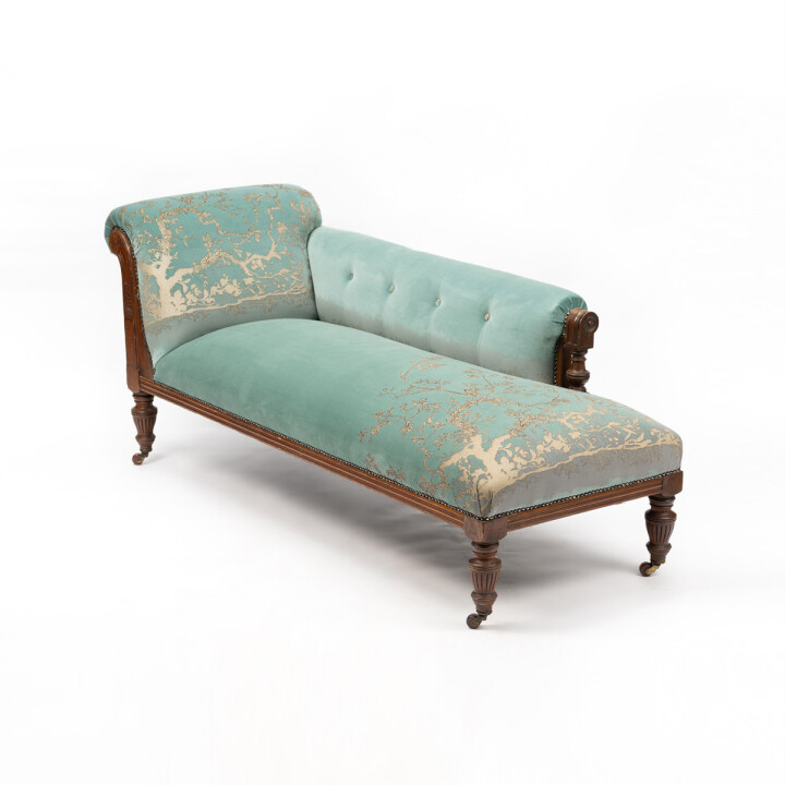 Birdbranch On Sea Blue Velvet Chaise / image 1