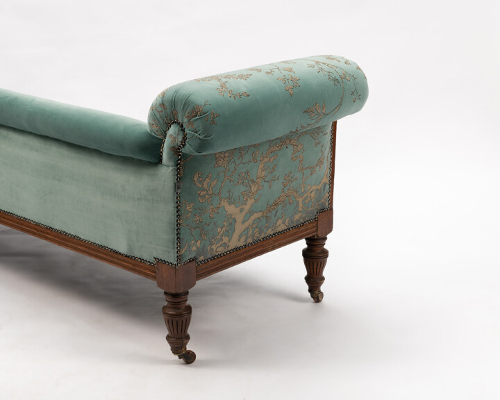 Birdbranch On Sea Blue Velvet Chaise / image 11