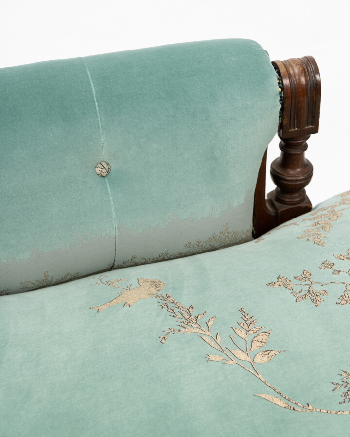 Birdbranch On Sea Blue Velvet Chaise / image 5