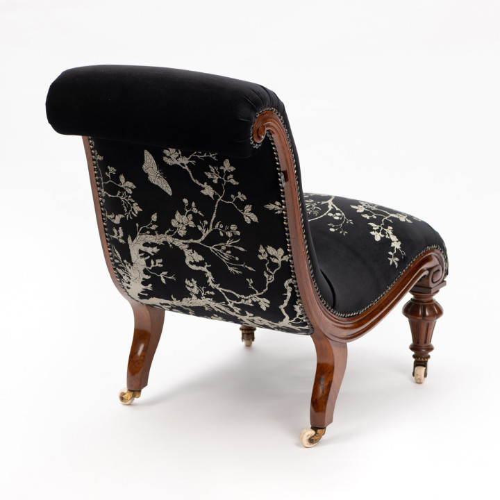 Birdbranch Black Velvet Slipper Chair With Wooden Legs / image 5