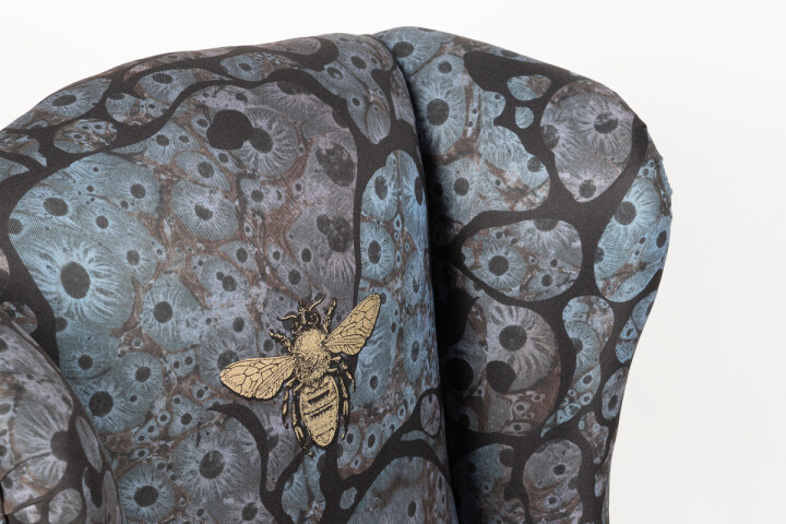 Honey Bee Moonrock Wingback / image 3