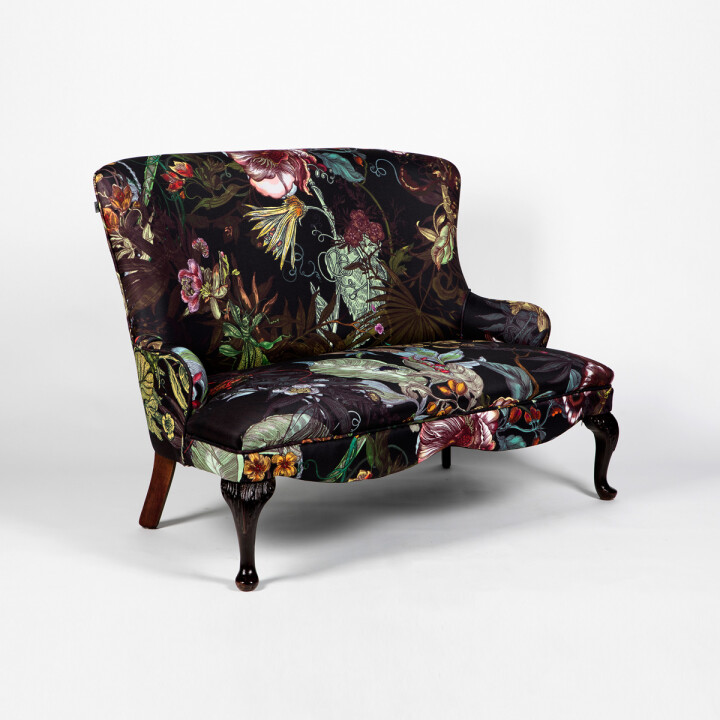 Opera Botanica Loveseat / image 1