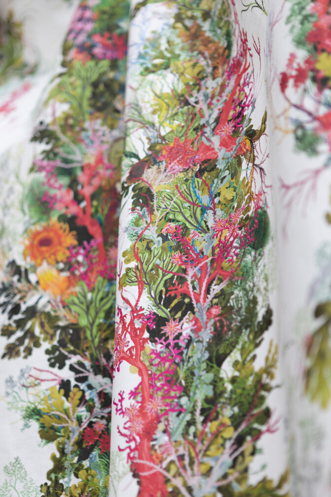 Seaweed Column Fabric / image 3