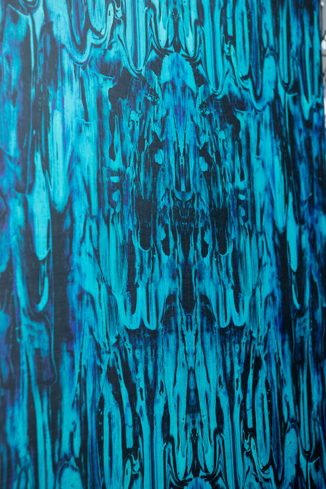 Gerhard Gum Foil Wallpaper / image 3