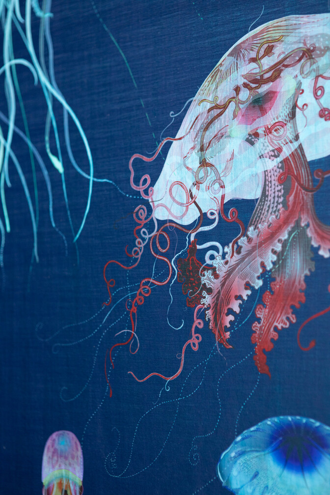Jellyfish Foil Wallpaper / image 3