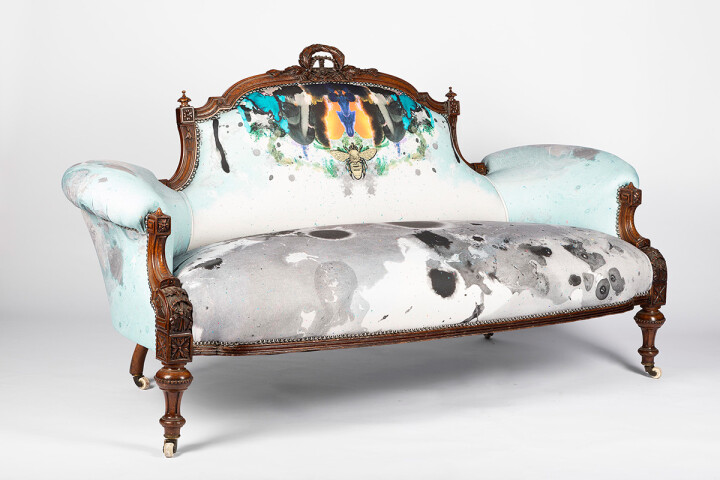 Moondust Victorian Couch / image 2
