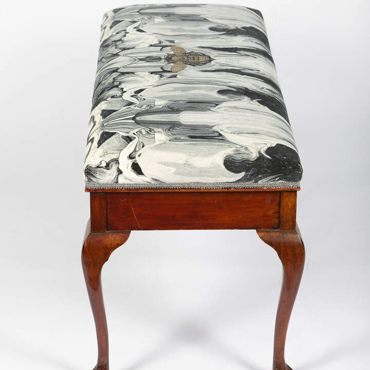 Marble Gum Honey Bee Stool / image 6