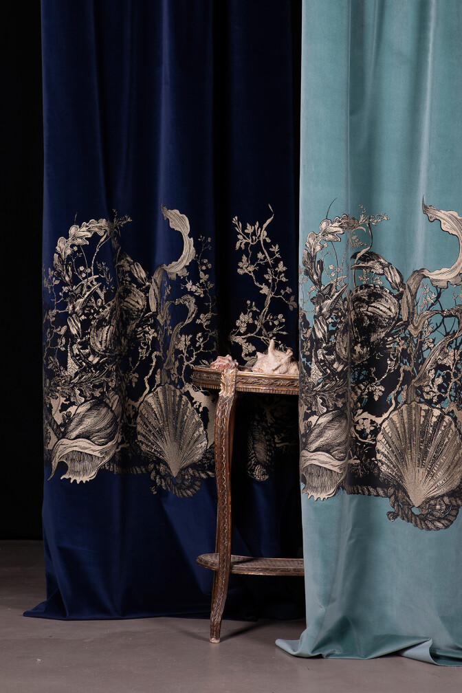 Shell And Crab Velvet Fabric / image 2