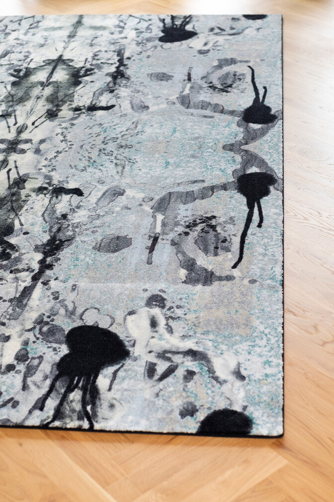 Rorschach Art Rug / image 2