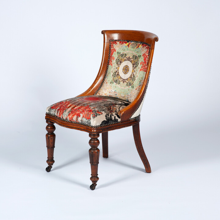 Totem Damask Oak Frame Chair / image 1