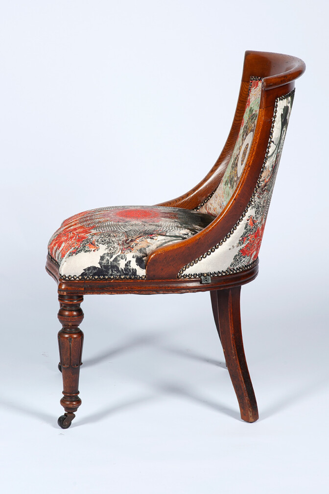 Totem Damask Oak Frame Chair / image 2