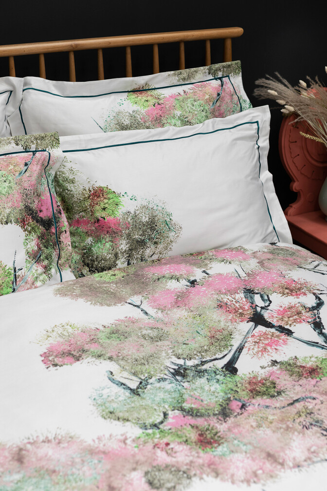 Pinyin Tree Duvet Set / image 3