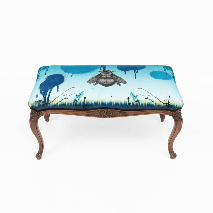 Blue Blotch Bee Velvet Stool / image 1