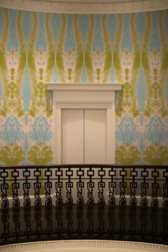 Ikat Damask Wallpaper Panel / image 4