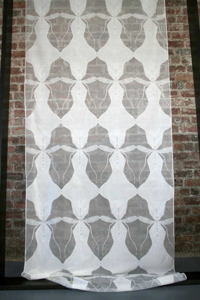 Large Mosquito Lace Fabric / image 2