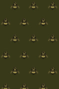 Colour Black & Pale Gold on Olive