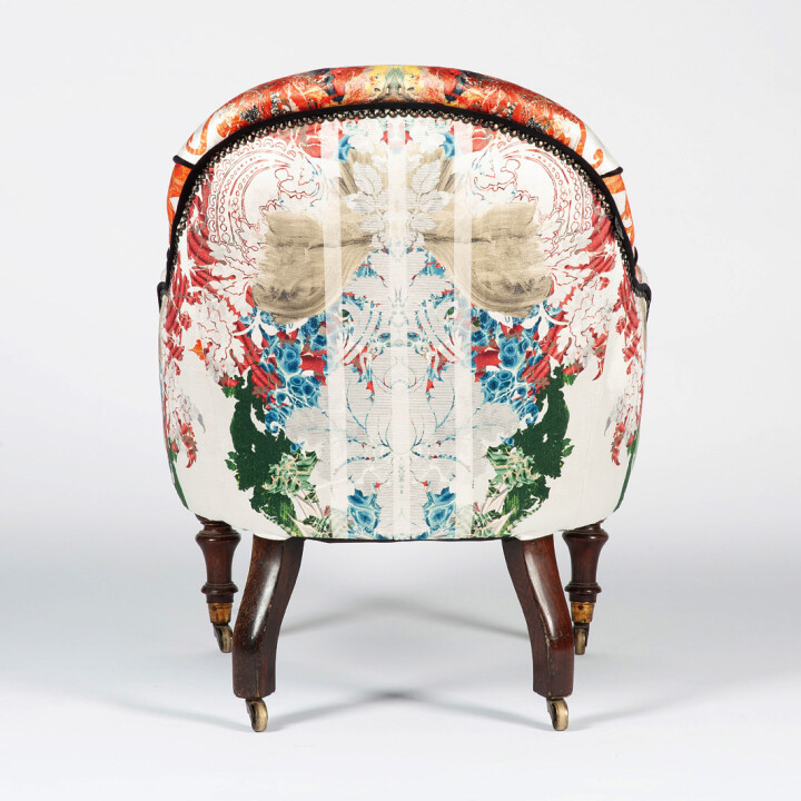 Totem Damask Tub Armchair / image 3