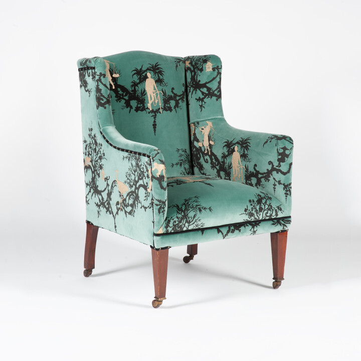 Shuiping Sea Blue Wingback / image 1