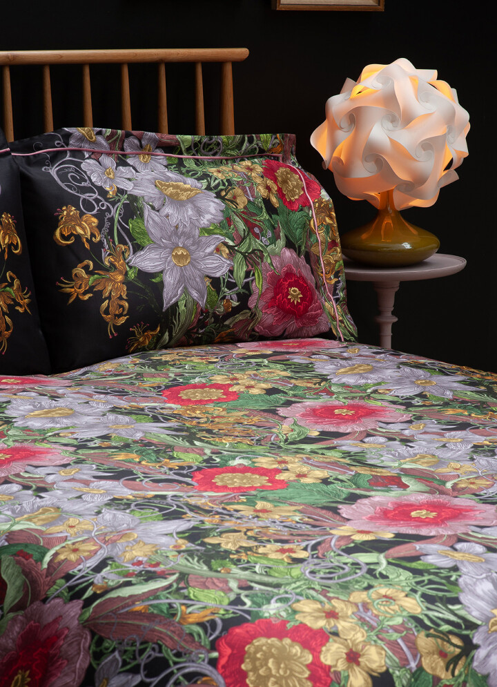 Berkeley Blooms Midnight Duvet Set / image 2